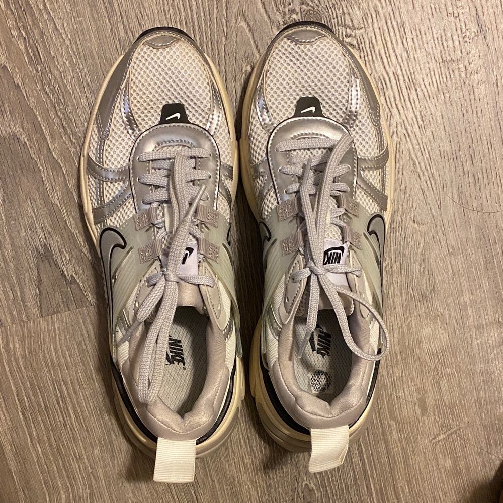 Nike Cream and Gray Athletic Shoes